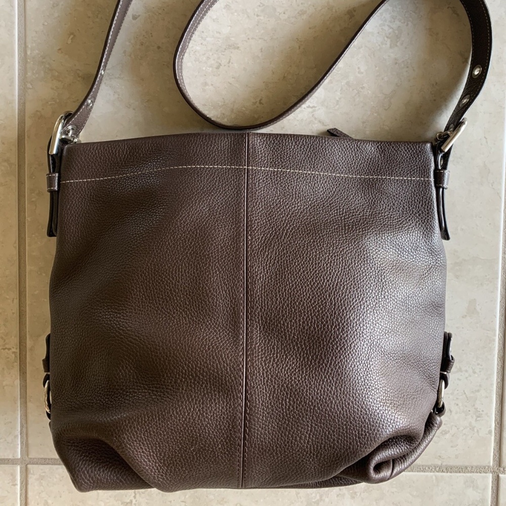 COACH F15064 Brown Duffle Bucket Pebbled Leather Shoulder Bag Purse EUC